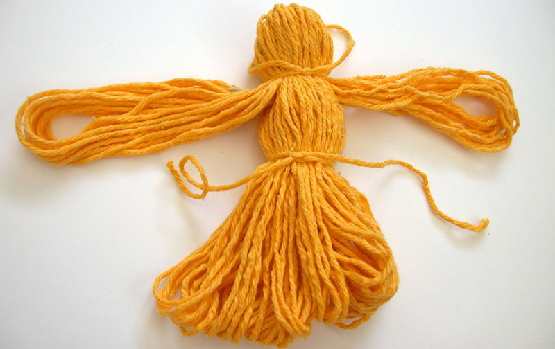 How to Make Yarn Dolls - Kids Activities